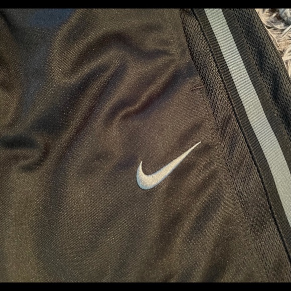 Nike Men’s Sport Pants L - Black with Gray Stripe - Picture 3 of 5